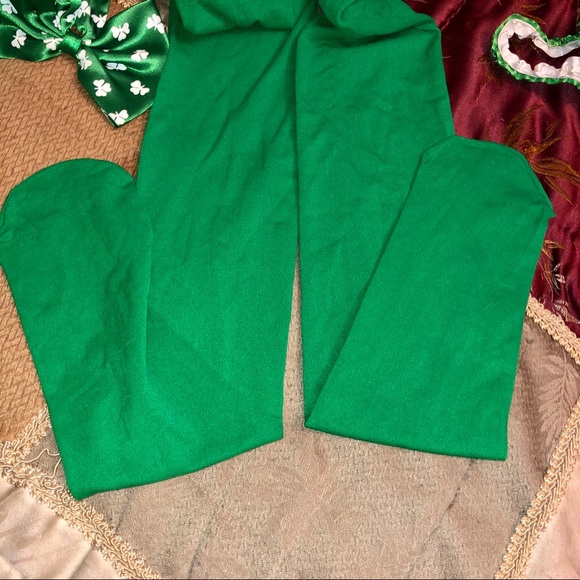 (3 for $15) Irish Costume Accessories Bundle - Picture 9 of 11
